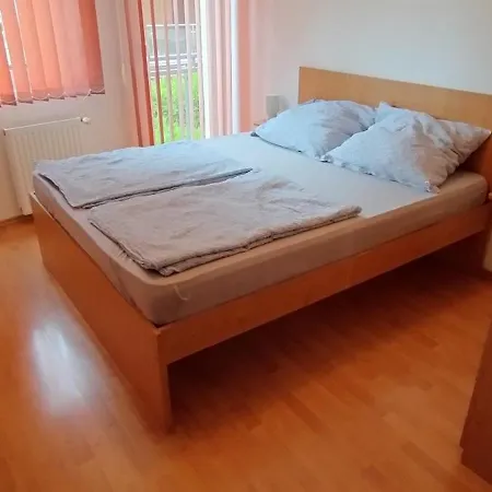 Mandy Apartament