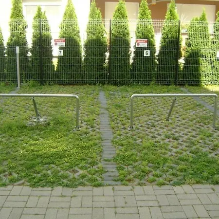 Mandy Apartament *